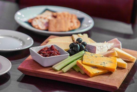 Everyman Bistro and Street Cafe